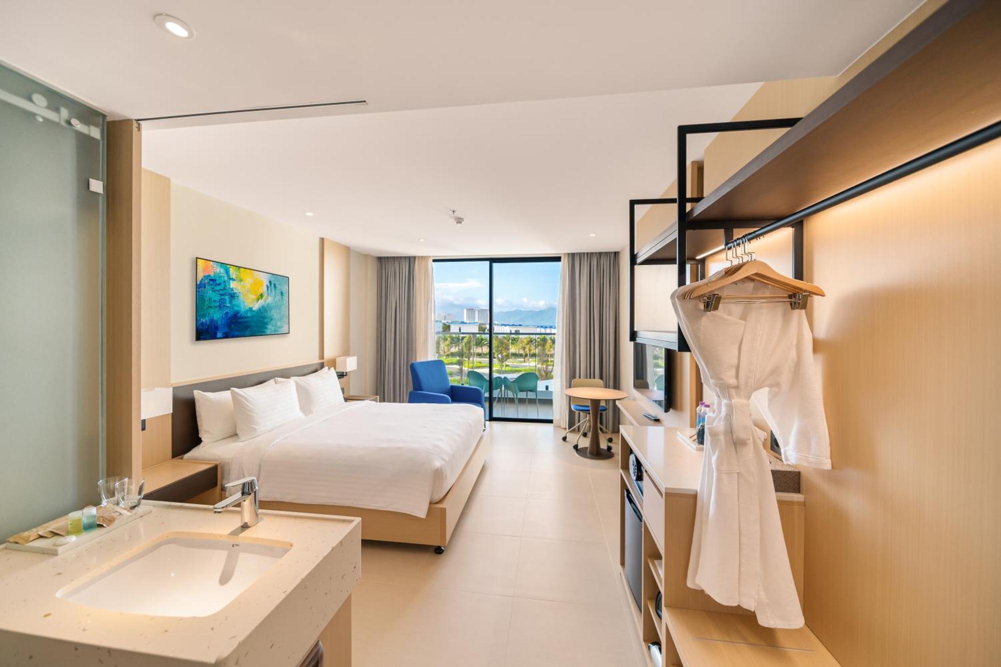 The Empyrean Cam Ranh Beach Resort Eksteriør bilde